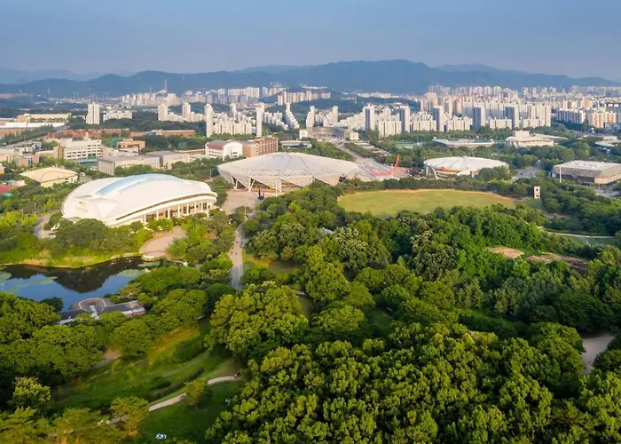 Апартаменты Luxury Near Olympic Park, Asan Medical Center, Lotte World Tower, Free Korean Ramen *